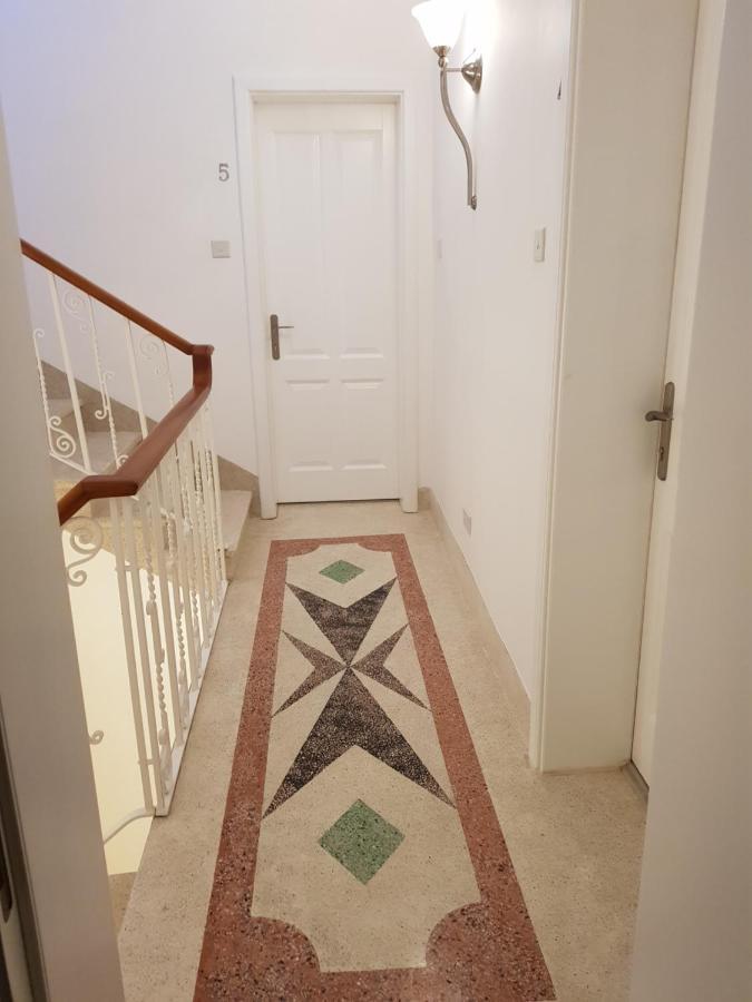 Tal-kampjin Apartment Mellieħa