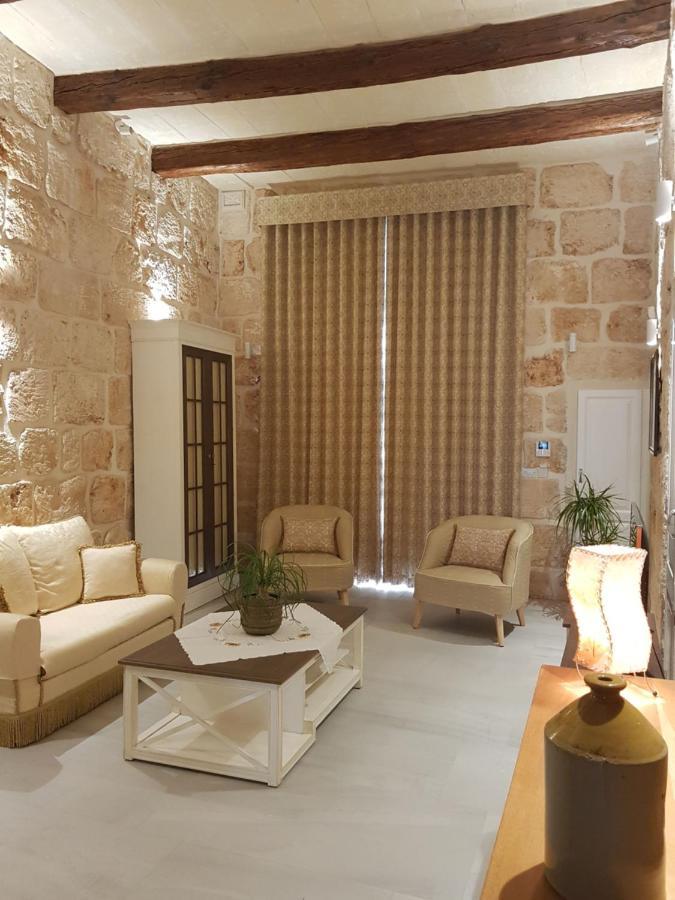 Tal-kampjin Mellieħa