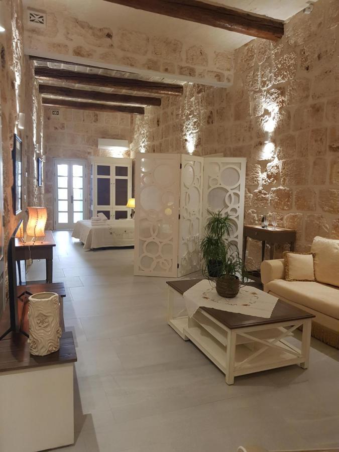 Tal-kampjin Mellieħa