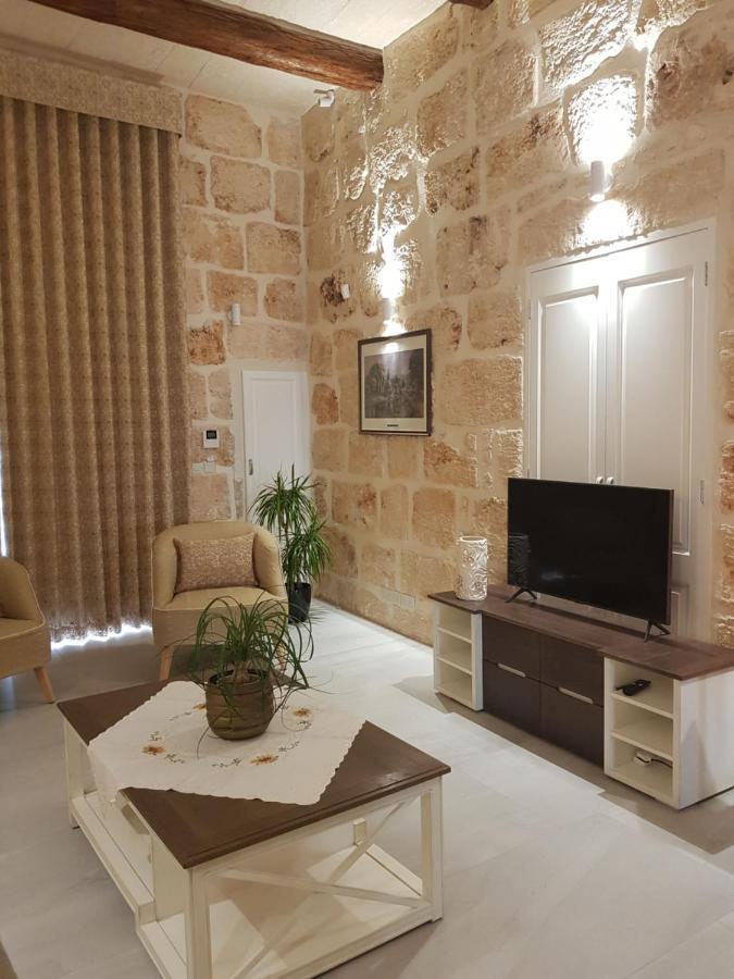 Tal-kampjin Apartment *