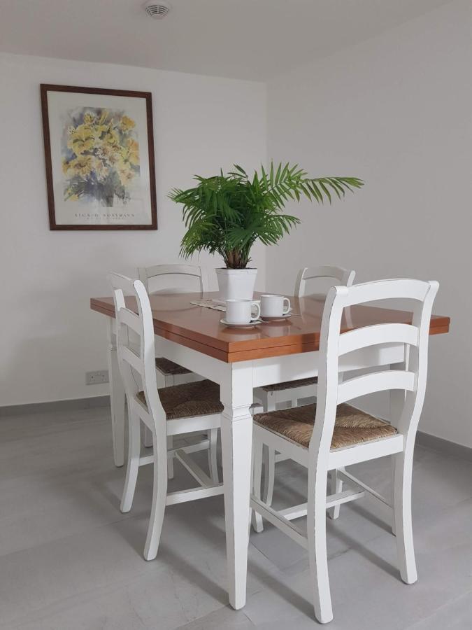 Tal-kampjin Apartment *